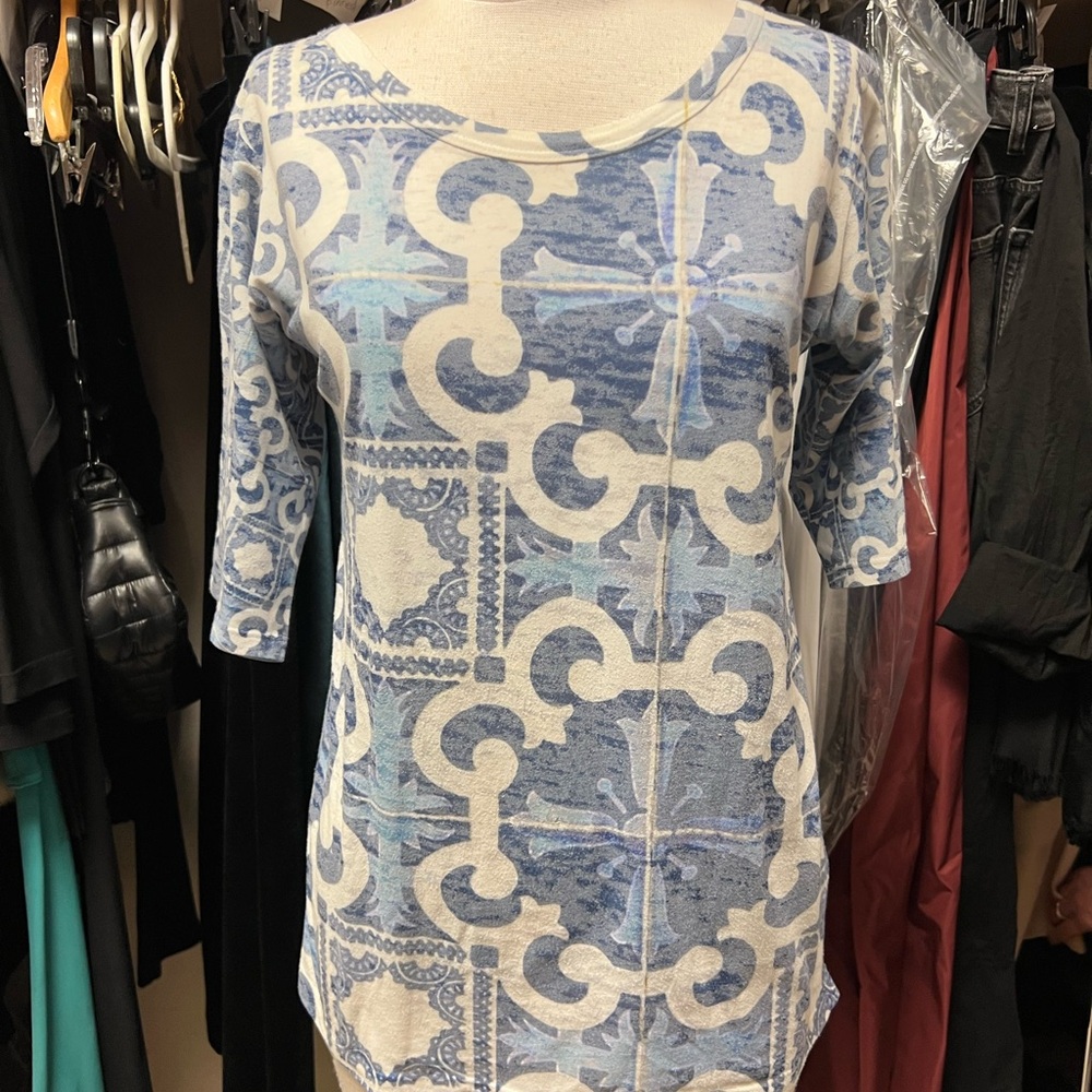 Whimsy Rose lightweight tee
